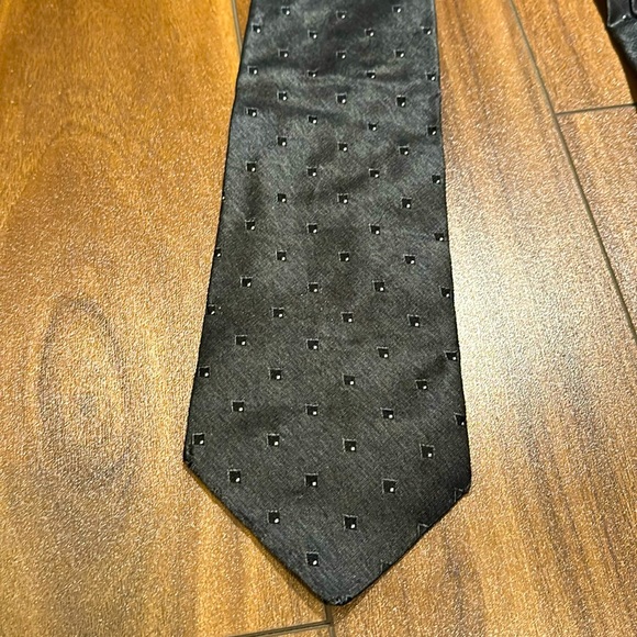 Profilo square pattern silk necktie - Picture 1 of 4